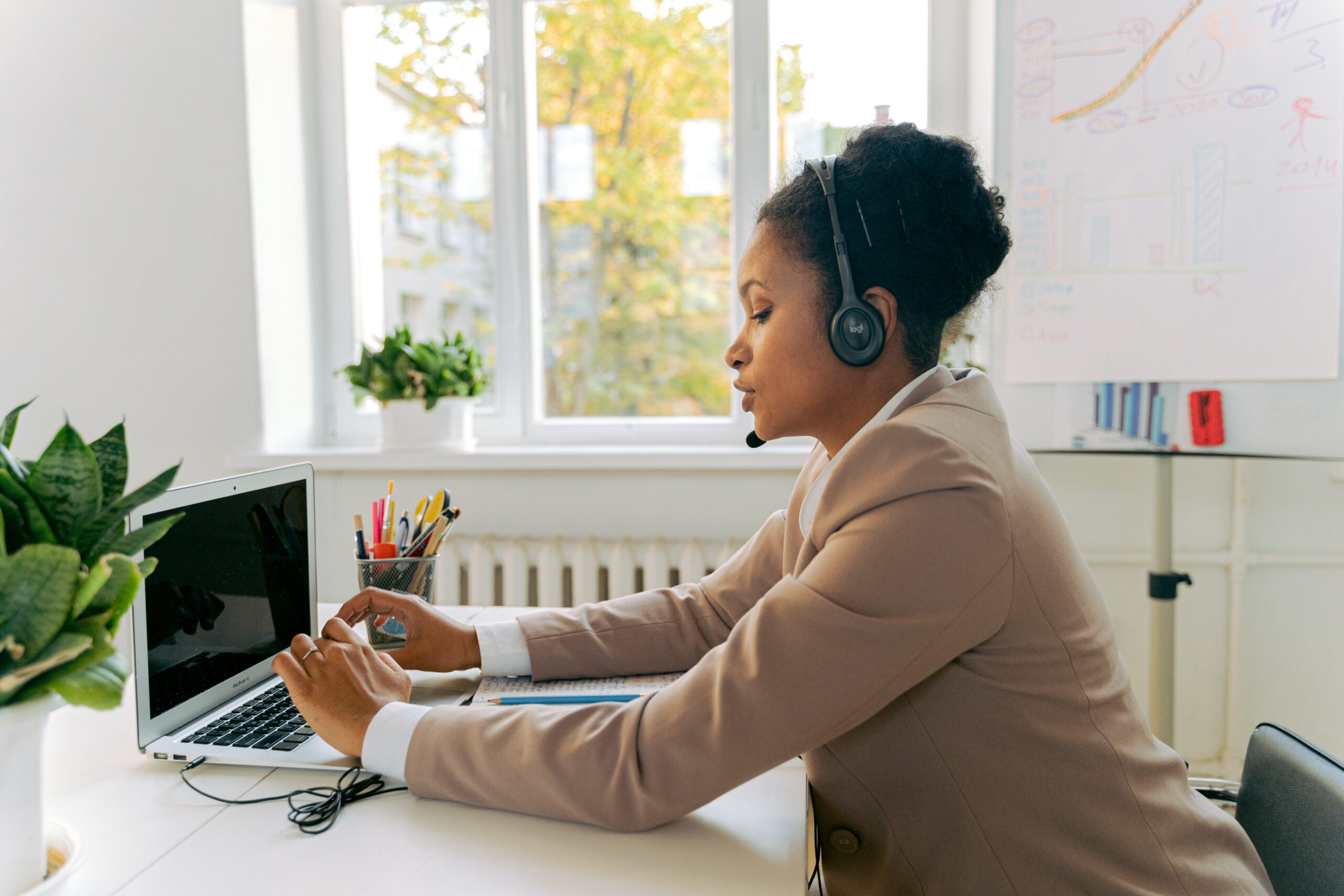 virtual receptionist on the phone reaching the right person